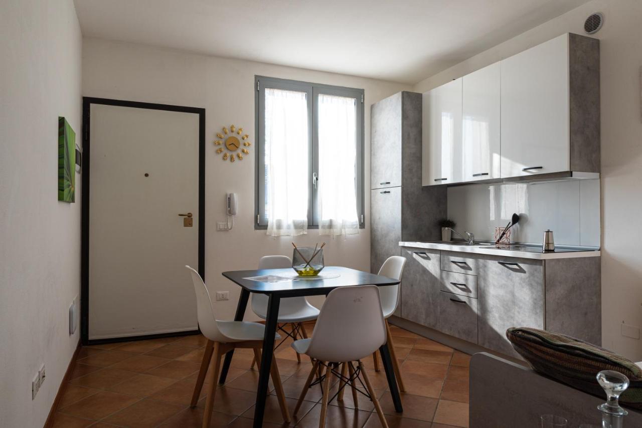 Aparthotel Gold Oasi - Business Solution Ferrara Exteriér fotografie