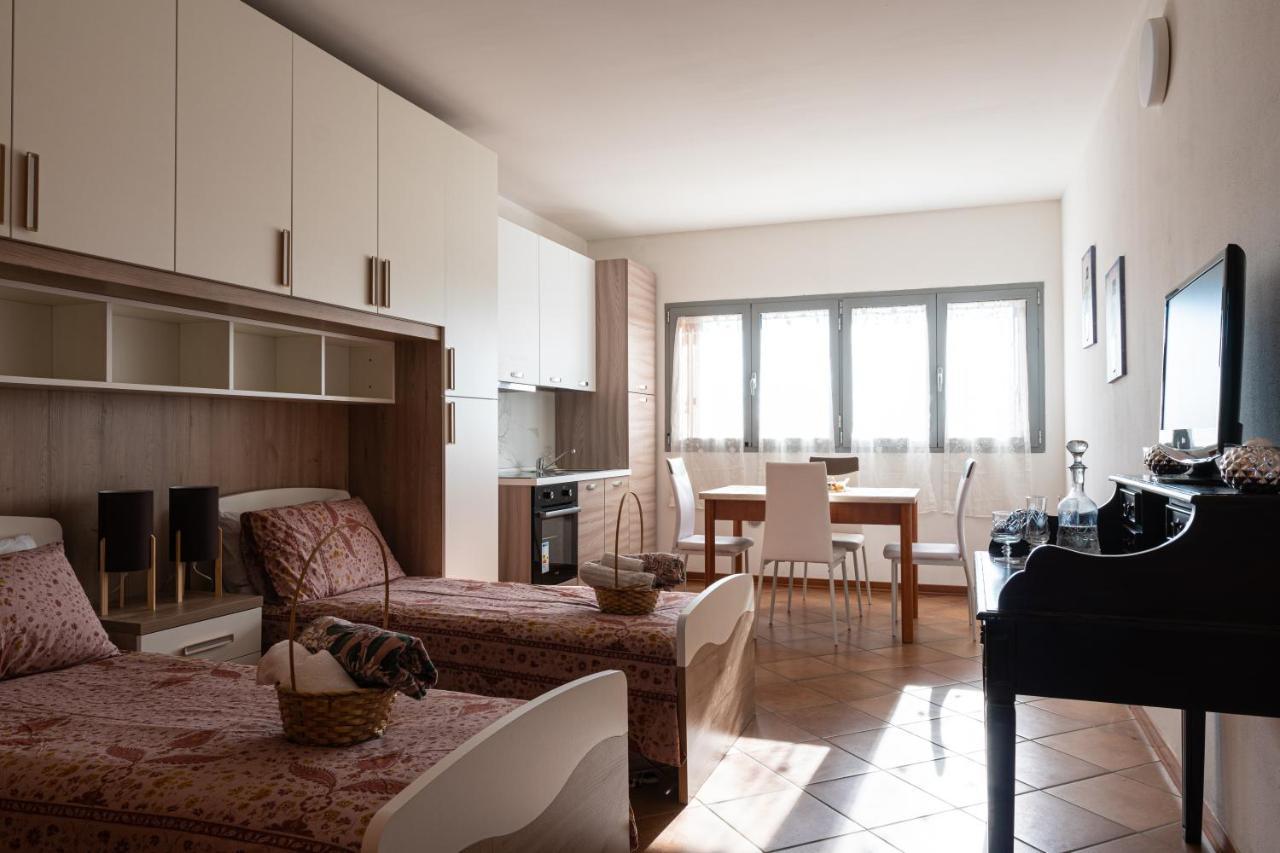 Aparthotel Gold Oasi - Business Solution Ferrara Exteriér fotografie