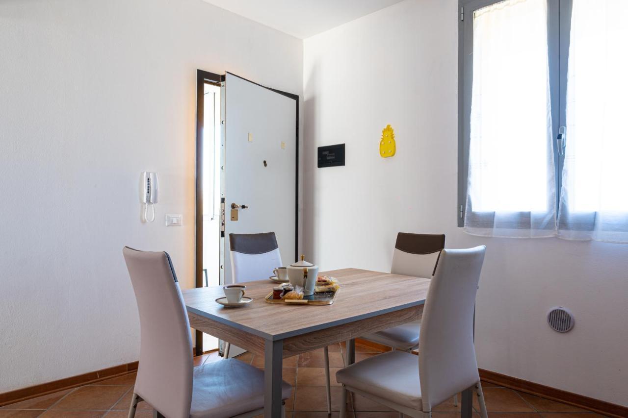 Aparthotel Gold Oasi - Business Solution Ferrara Exteriér fotografie