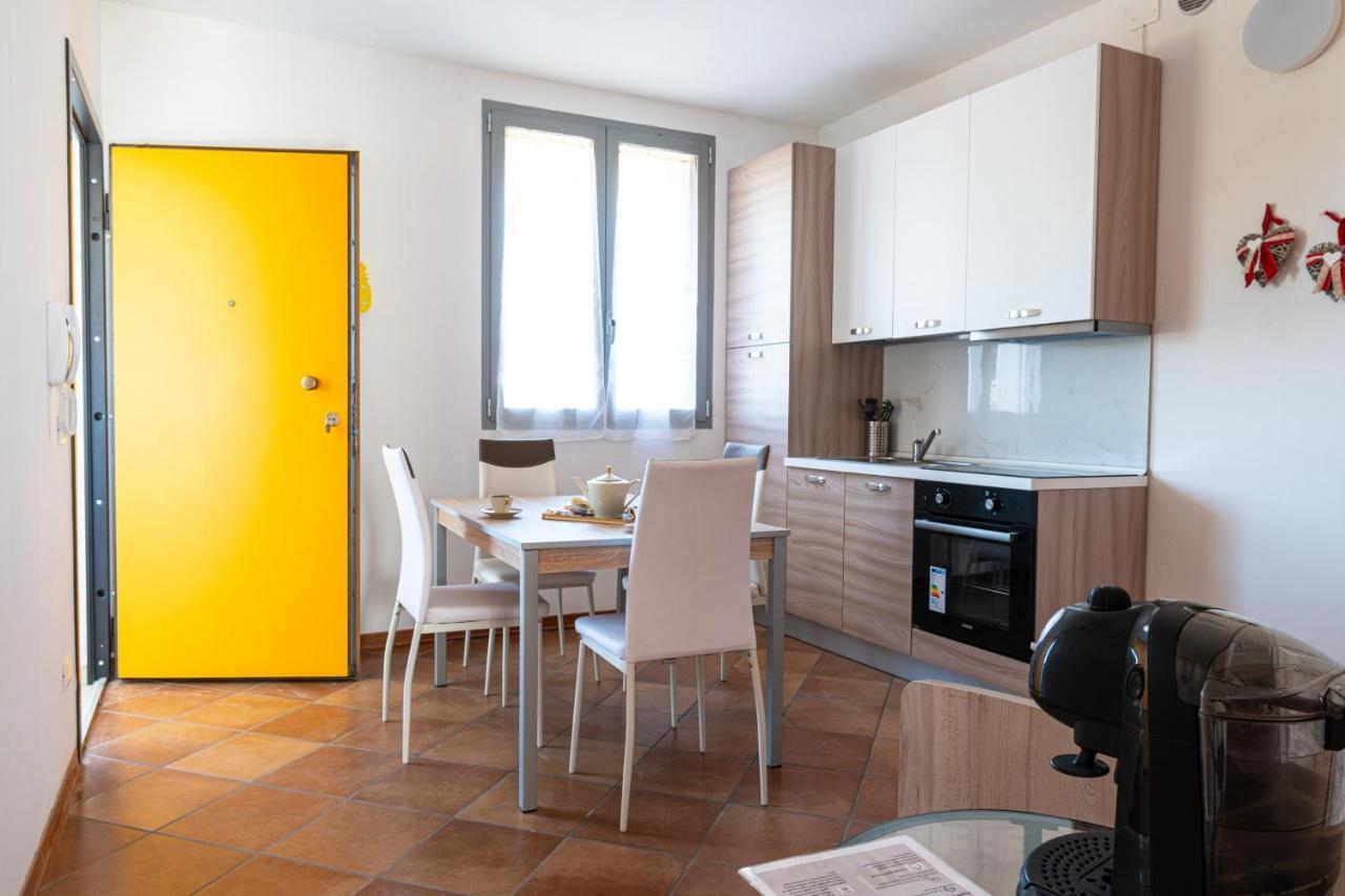 Aparthotel Gold Oasi - Business Solution Ferrara Exteriér fotografie